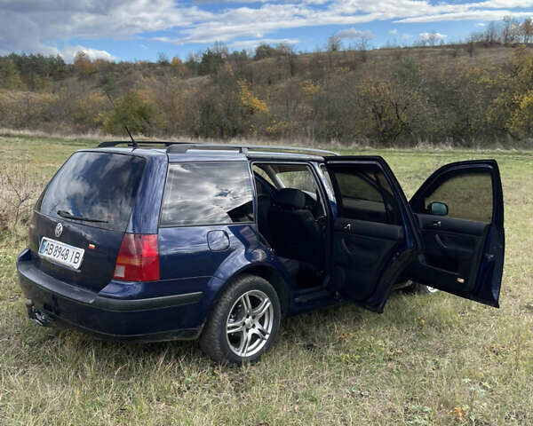 Фольксваген Гольф 2000 у Томашполе на Automoto.ua Синій Фольксваген Гольф, об'ємом двигуна 1.6 л та пробігом 260 тис. км за 4300 $, фото 9 на Automoto.ua