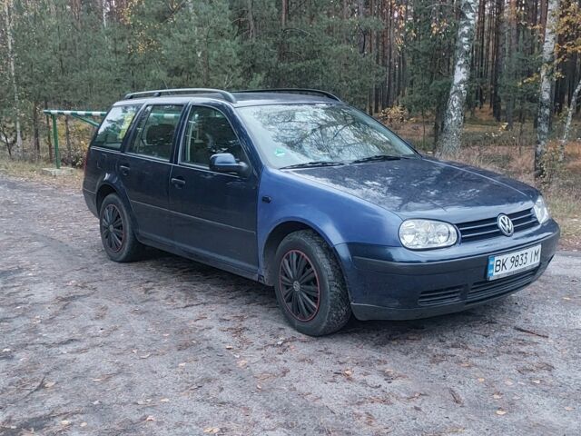 Синий Фольксваген Гольф, объемом двигателя 1.6 л и пробегом 297 тыс. км за 3300 $, фото 3 на Automoto.ua