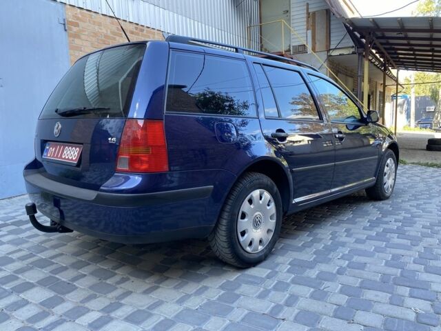 Синий Фольксваген Гольф, объемом двигателя 1.6 л и пробегом 211 тыс. км за 4550 $, фото 5 на Automoto.ua