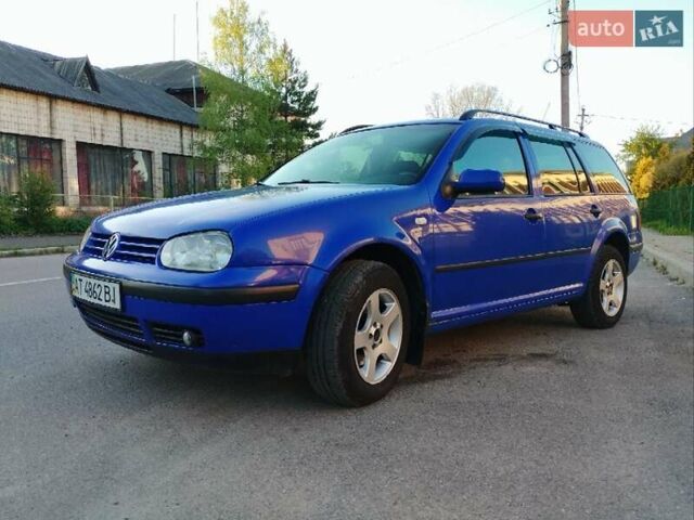 Синий Фольксваген Гольф, объемом двигателя 1.6 л и пробегом 280 тыс. км за 2950 $, фото 5 на Automoto.ua