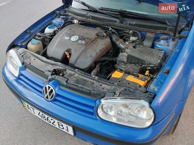 Синий Фольксваген Гольф, объемом двигателя 1.6 л и пробегом 280 тыс. км за 2950 $, фото 2 на Automoto.ua