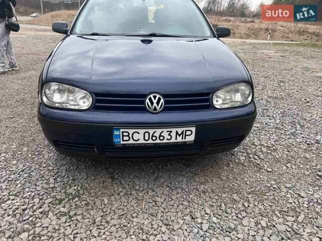 Синий Фольксваген Гольф, объемом двигателя 1.6 л и пробегом 400 тыс. км за 3500 $, фото 18 на Automoto.ua