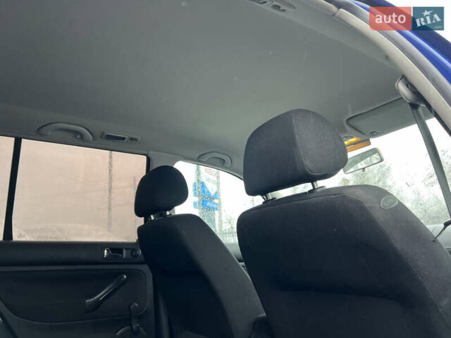 Синій Фольксваген Гольф, об'ємом двигуна 1.6 л та пробігом 248 тис. км за 4790 $, фото 22 на Automoto.ua