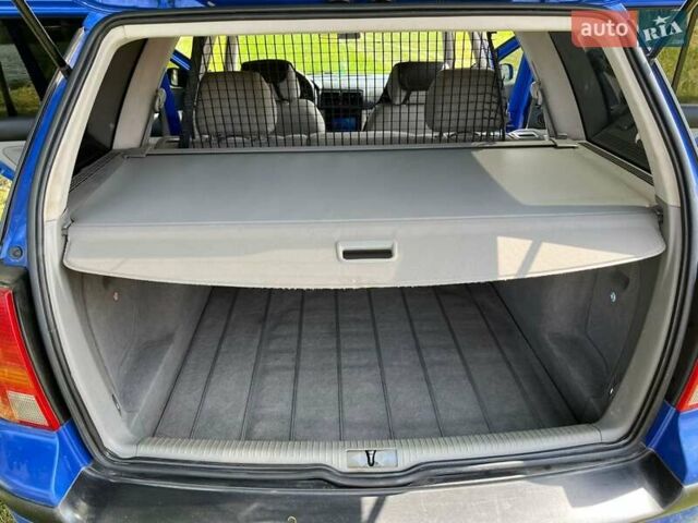 Синий Фольксваген Гольф, объемом двигателя 1.39 л и пробегом 355 тыс. км за 3300 $, фото 15 на Automoto.ua