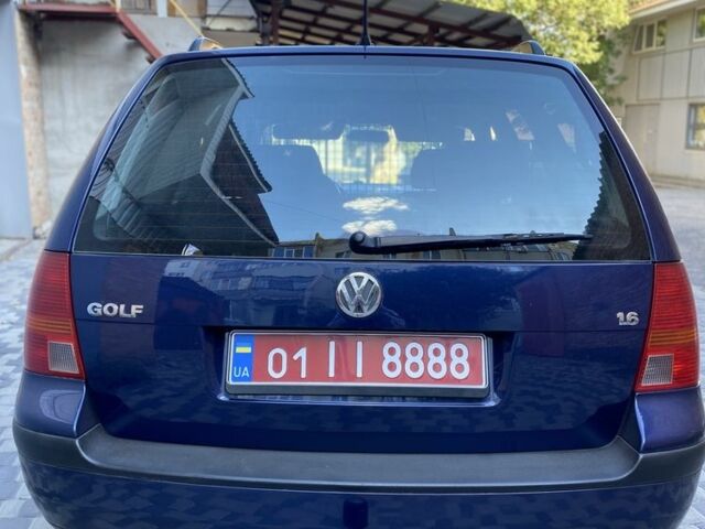 Синий Фольксваген Гольф, объемом двигателя 1.6 л и пробегом 211 тыс. км за 4550 $, фото 6 на Automoto.ua