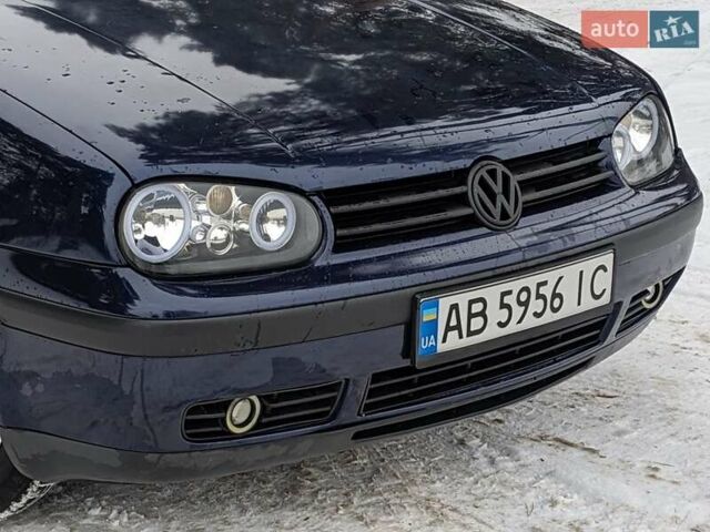 Синій Фольксваген Гольф, об'ємом двигуна 1.39 л та пробігом 218 тис. км за 3750 $, фото 1 на Automoto.ua