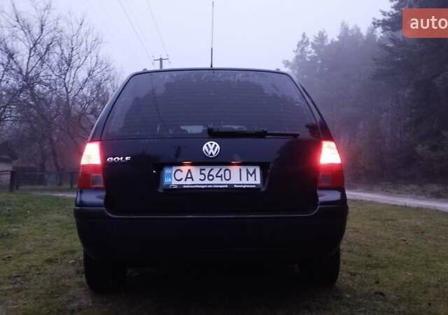 Синій Фольксваген Гольф, об'ємом двигуна 1.39 л та пробігом 230 тис. км за 4150 $, фото 3 на Automoto.ua