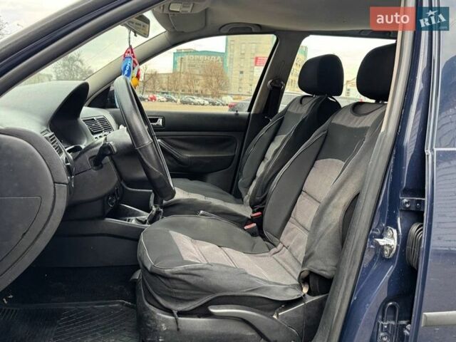 Синій Фольксваген Гольф, об'ємом двигуна 1.9 л та пробігом 349 тис. км за 3290 $, фото 8 на Automoto.ua