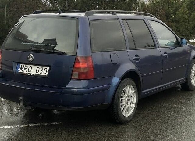 Синий Фольксваген Гольф, объемом двигателя 0 л и пробегом 220 тыс. км за 2150 $, фото 2 на Automoto.ua