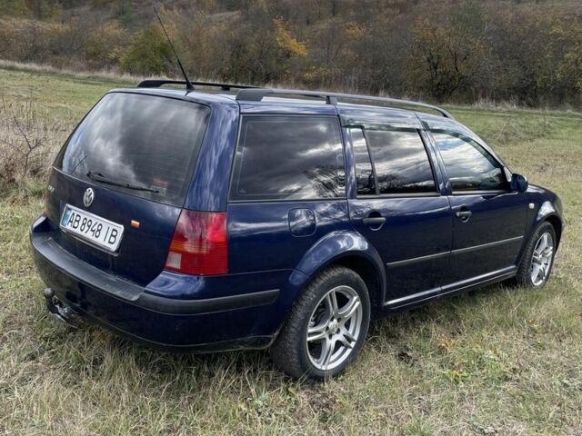 Синий Фольксваген Гольф, объемом двигателя 1.6 л и пробегом 260 тыс. км за 4300 $, фото 5 на Automoto.ua