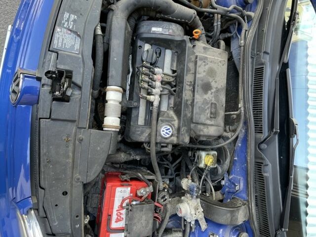 Синий Фольксваген Гольф, объемом двигателя 1.4 л и пробегом 245 тыс. км за 4000 $, фото 14 на Automoto.ua