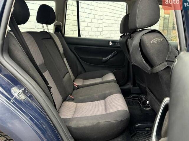 Синий Фольксваген Гольф, объемом двигателя 1.9 л и пробегом 349 тыс. км за 3590 $, фото 10 на Automoto.ua