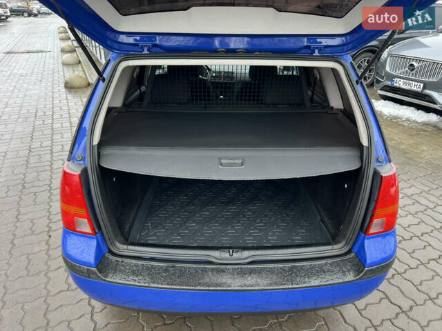 Синій Фольксваген Гольф, об'ємом двигуна 1.6 л та пробігом 248 тис. км за 4790 $, фото 32 на Automoto.ua