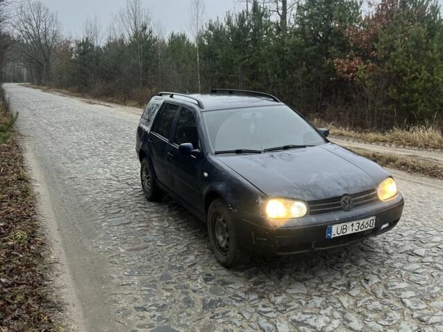 Синий Фольксваген Гольф, объемом двигателя 1.9 л и пробегом 380 тыс. км за 1150 $, фото 2 на Automoto.ua