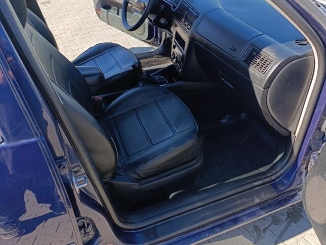 Синий Фольксваген Гольф, объемом двигателя 1.9 л и пробегом 290 тыс. км за 3499 $, фото 2 на Automoto.ua