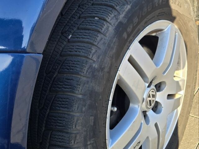 Синий Фольксваген Гольф, объемом двигателя 1.4 л и пробегом 416 тыс. км за 5300 $, фото 11 на Automoto.ua