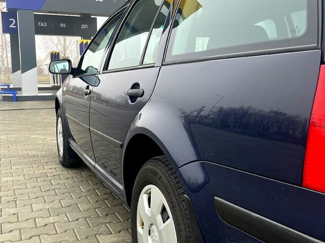 Синій Фольксваген Гольф, об'ємом двигуна 1.4 л та пробігом 217 тис. км за 4200 $, фото 3 на Automoto.ua