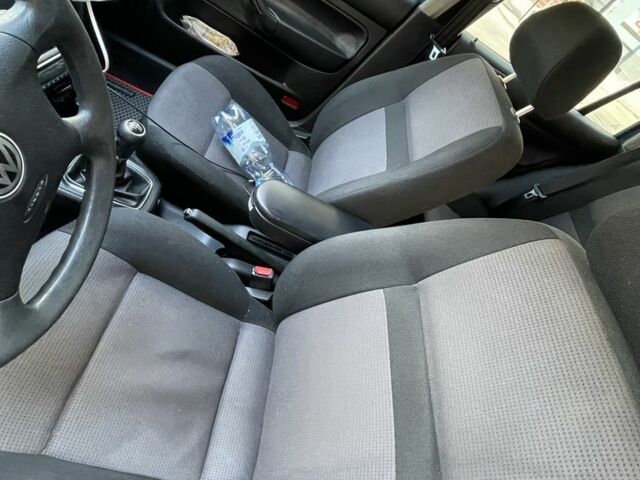 Синий Фольксваген Гольф, объемом двигателя 1.4 л и пробегом 245 тыс. км за 4000 $, фото 8 на Automoto.ua