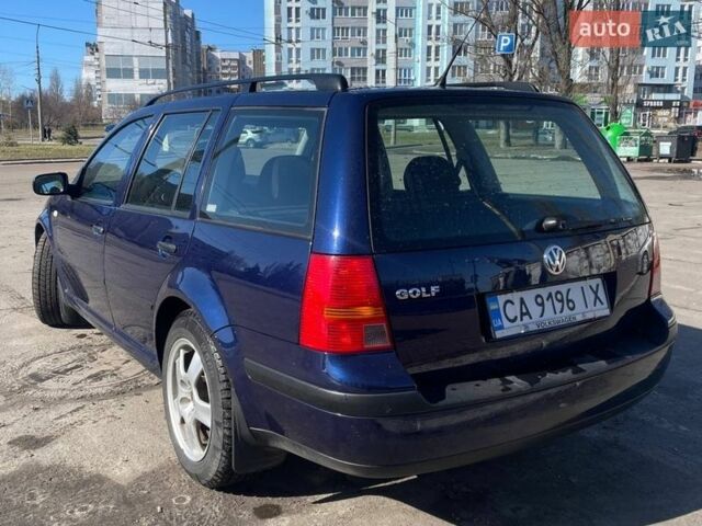 Синий Фольксваген Гольф, объемом двигателя 1.39 л и пробегом 280 тыс. км за 3400 $, фото 2 на Automoto.ua
