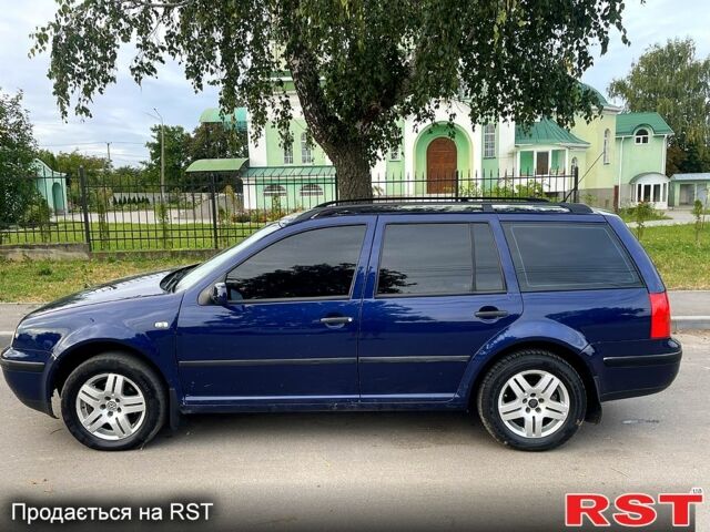 Синий Фольксваген Гольф, объемом двигателя 1.6 л и пробегом 340 тыс. км за 3350 $, фото 4 на Automoto.ua