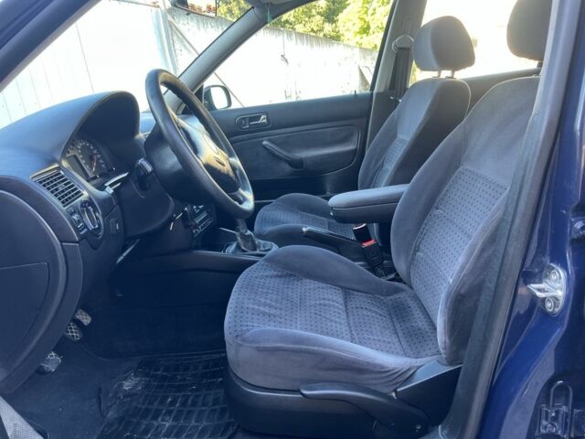 Синій Фольксваген Гольф, об'ємом двигуна 2 л та пробігом 300 тис. км за 2700 $, фото 17 на Automoto.ua