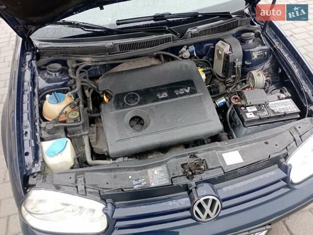 Синий Фольксваген Гольф, объемом двигателя 1.6 л и пробегом 350 тыс. км за 3650 $, фото 9 на Automoto.ua