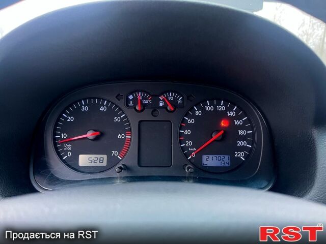 Синій Фольксваген Гольф, об'ємом двигуна 1.4 л та пробігом 217 тис. км за 4200 $, фото 8 на Automoto.ua