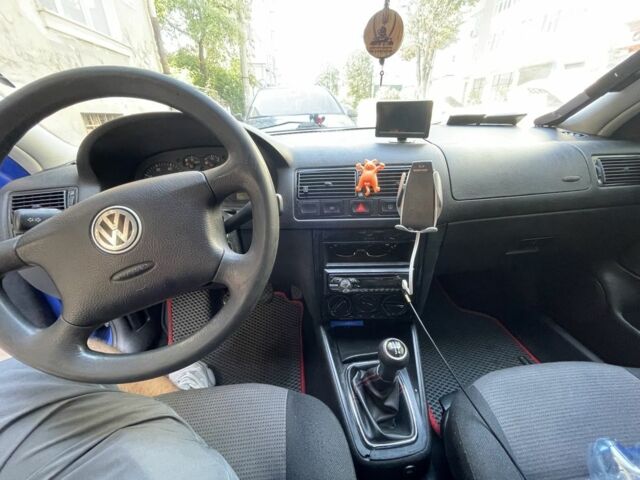 Синий Фольксваген Гольф, объемом двигателя 1.4 л и пробегом 245 тыс. км за 4000 $, фото 13 на Automoto.ua