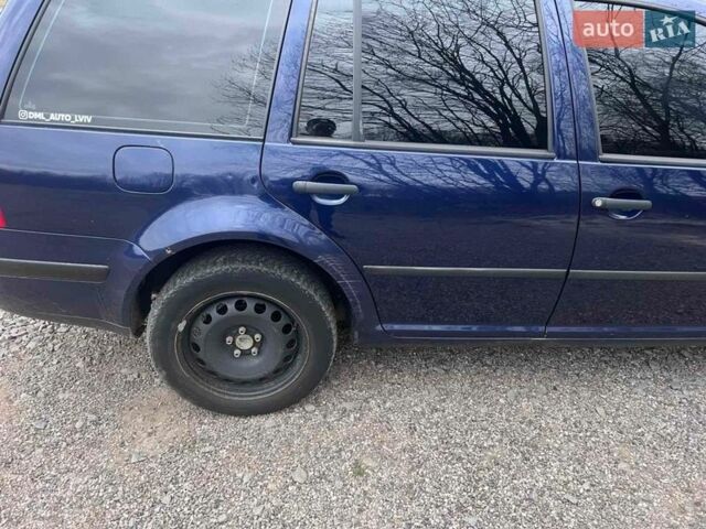 Синий Фольксваген Гольф, объемом двигателя 1.6 л и пробегом 400 тыс. км за 3500 $, фото 17 на Automoto.ua