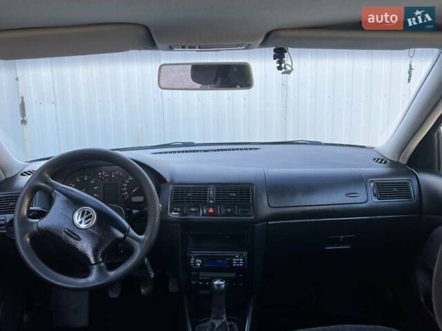 Синій Фольксваген Гольф, об'ємом двигуна 2 л та пробігом 401 тис. км за 2700 $, фото 14 на Automoto.ua