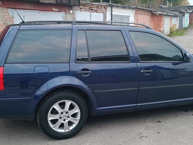 Фольксваген Гольф 2000 у Вінниці на Automoto.ua Синій Фольксваген Гольф, об'ємом двигуна 1.6 л та пробігом 260 тис. км за 3350 $, фото 5 на Automoto.ua