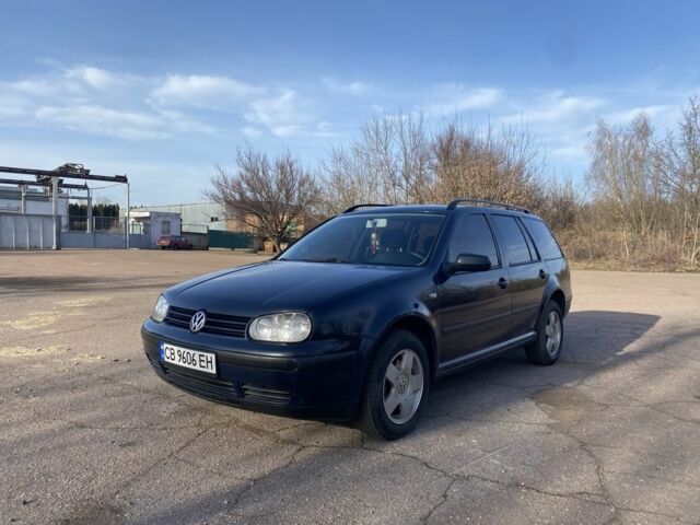 Синий Фольксваген Гольф, объемом двигателя 1.9 л и пробегом 300 тыс. км за 3500 $, фото 2 на Automoto.ua