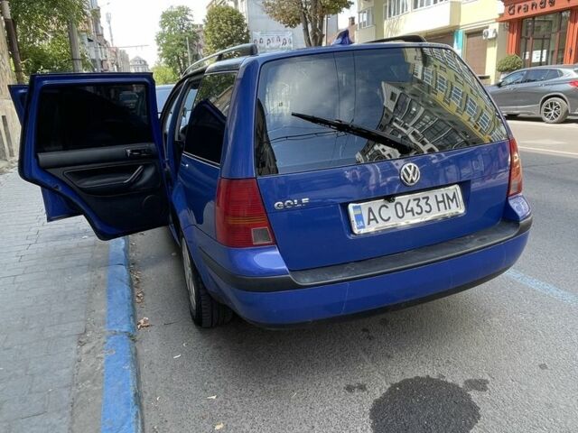 Синий Фольксваген Гольф, объемом двигателя 1.4 л и пробегом 245 тыс. км за 4000 $, фото 4 на Automoto.ua