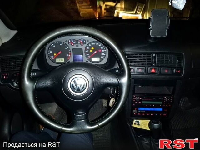 Синій Фольксваген Гольф, об'ємом двигуна 1.9 л та пробігом 0 тис. км за 4200 $, фото 11 на Automoto.ua