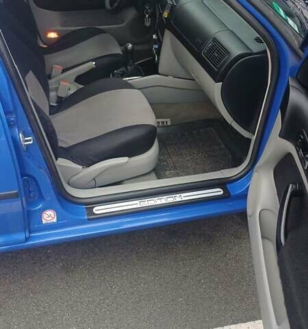 Синий Фольксваген Гольф, объемом двигателя 1.39 л и пробегом 180 тыс. км за 4100 $, фото 2 на Automoto.ua