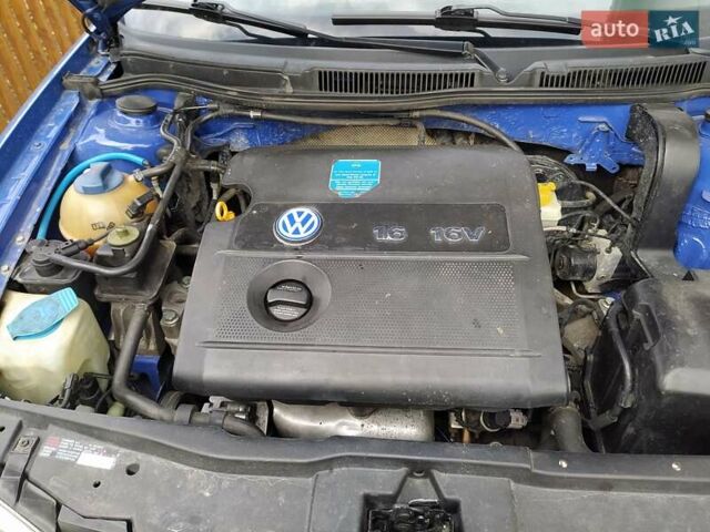 Синій Фольксваген Гольф, об'ємом двигуна 1.6 л та пробігом 270 тис. км за 3750 $, фото 10 на Automoto.ua