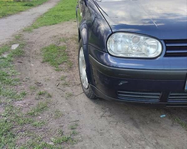 Синий Фольксваген Гольф, объемом двигателя 1.6 л и пробегом 293 тыс. км за 4700 $, фото 12 на Automoto.ua