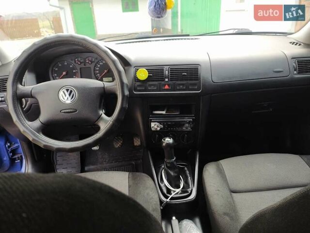 Синій Фольксваген Гольф, об'ємом двигуна 1.6 л та пробігом 270 тис. км за 3750 $, фото 14 на Automoto.ua