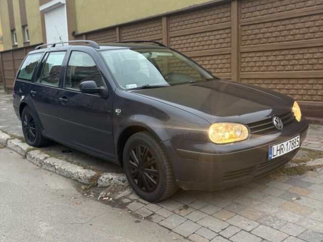 Синий Фольксваген Гольф, объемом двигателя 2 л и пробегом 300 тыс. км за 2400 $, фото 1 на Automoto.ua