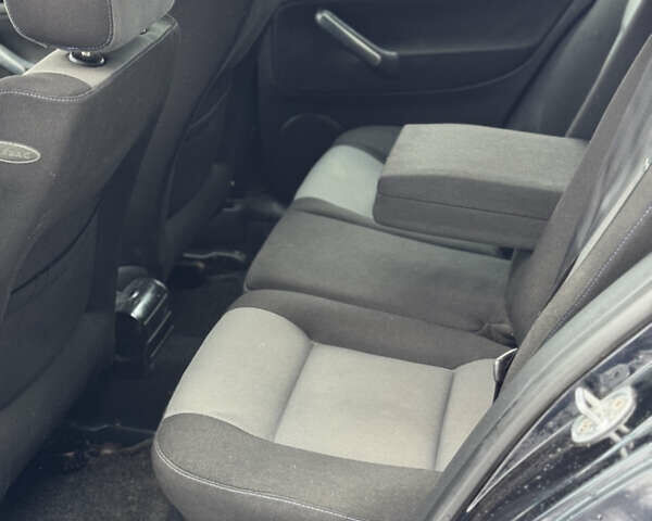 Синий Фольксваген Гольф, объемом двигателя 1.6 л и пробегом 206 тыс. км за 2499 $, фото 7 на Automoto.ua