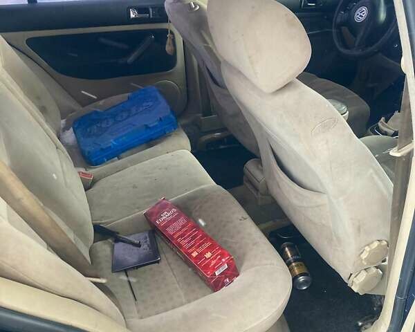 Синий Фольксваген Гольф, объемом двигателя 1.9 л и пробегом 400 тыс. км за 2499 $, фото 14 на Automoto.ua