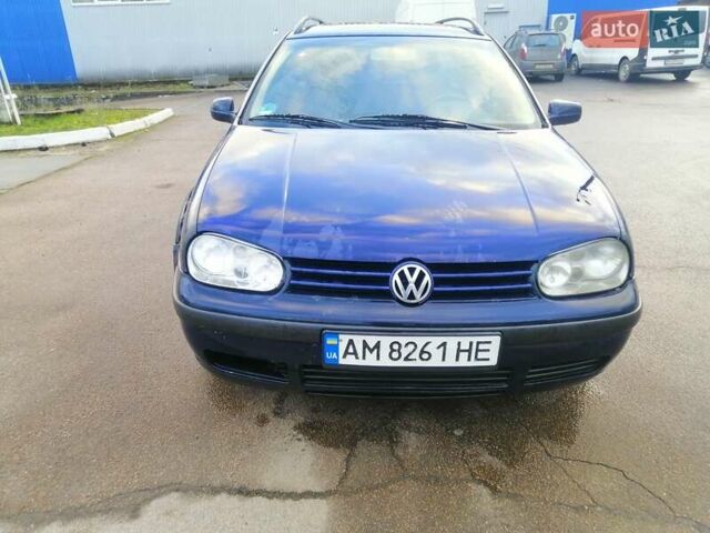 Синий Фольксваген Гольф, объемом двигателя 1.9 л и пробегом 350 тыс. км за 2199 $, фото 1 на Automoto.ua