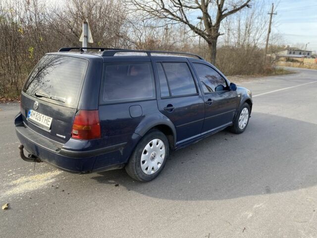 Синий Фольксваген Гольф, объемом двигателя 1.9 л и пробегом 350 тыс. км за 2350 $, фото 3 на Automoto.ua