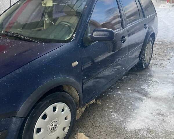 Синий Фольксваген Гольф, объемом двигателя 1.9 л и пробегом 400 тыс. км за 2499 $, фото 1 на Automoto.ua