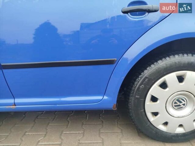 Синій Фольксваген Гольф, об'ємом двигуна 1.6 л та пробігом 270 тис. км за 3750 $, фото 2 на Automoto.ua