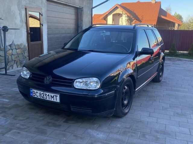 Синий Фольксваген Гольф, объемом двигателя 1.6 л и пробегом 205 тыс. км за 2400 $, фото 3 на Automoto.ua