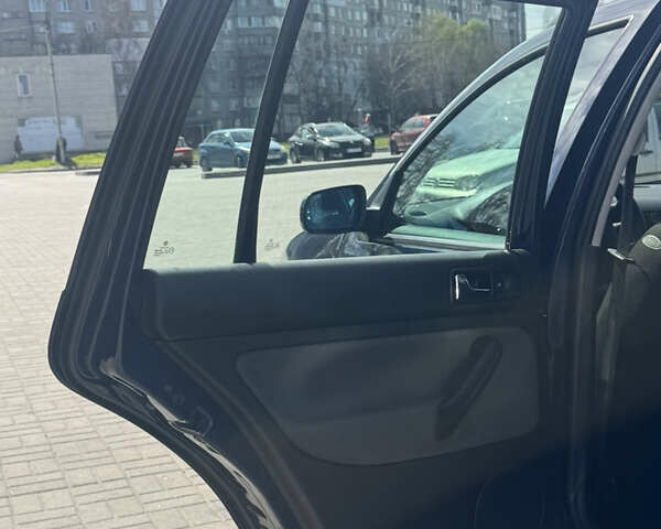 Синій Фольксваген Гольф, об'ємом двигуна 1.6 л та пробігом 249 тис. км за 5199 $, фото 21 на Automoto.ua