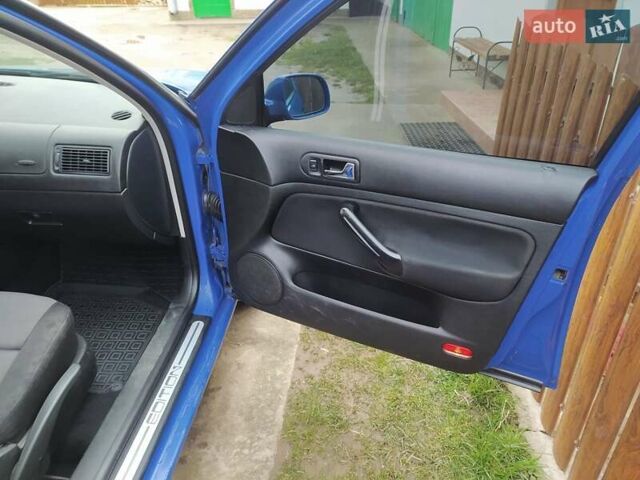 Синій Фольксваген Гольф, об'ємом двигуна 1.6 л та пробігом 270 тис. км за 3750 $, фото 16 на Automoto.ua