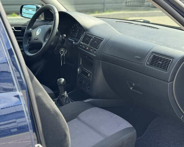 Синій Фольксваген Гольф, об'ємом двигуна 1.6 л та пробігом 249 тис. км за 5199 $, фото 30 на Automoto.ua