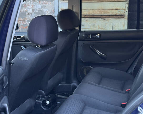 Синій Фольксваген Гольф, об'ємом двигуна 1.4 л та пробігом 404 тис. км за 3250 $, фото 51 на Automoto.ua